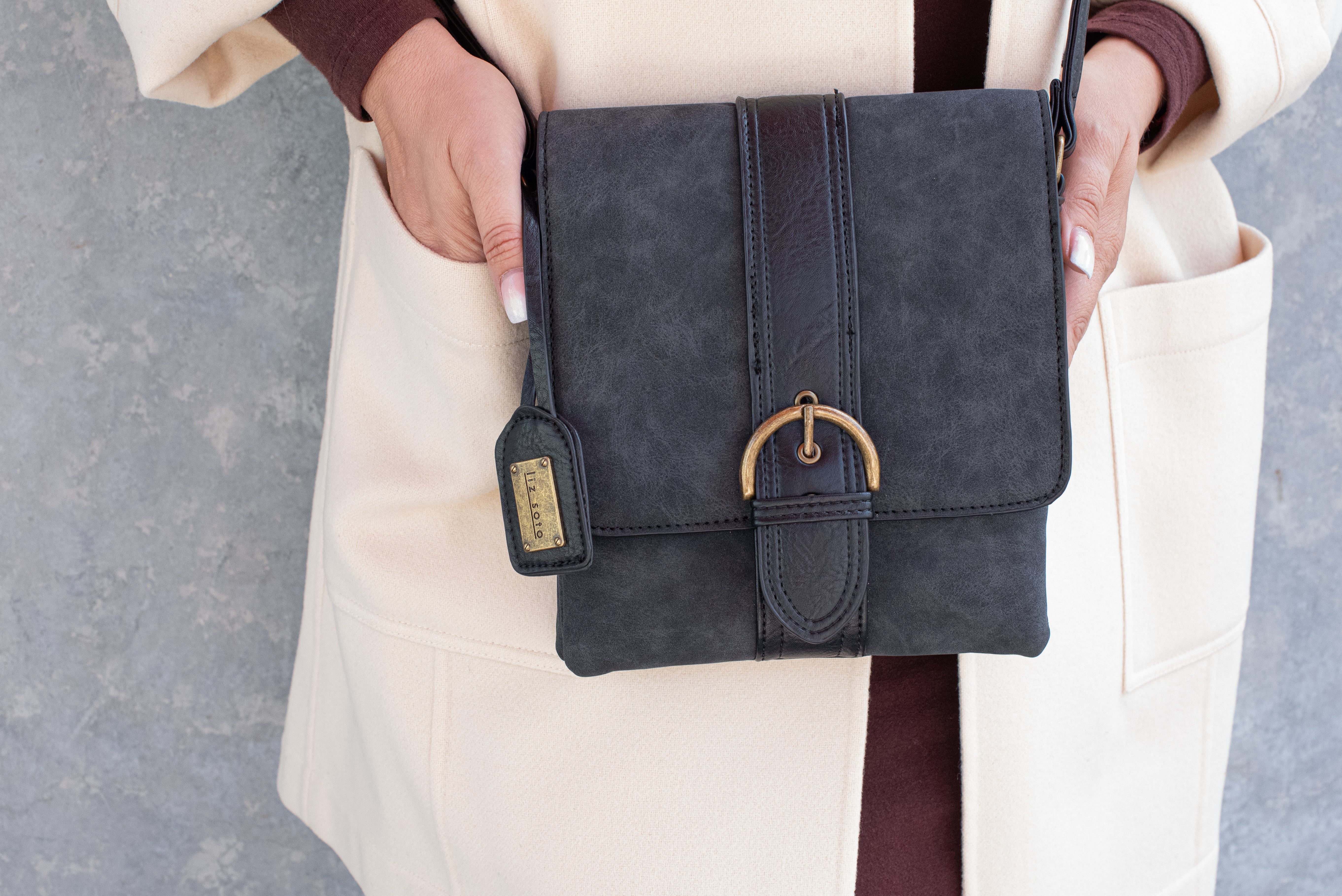 Julia Crossbody Bags – Liz Soto Handbags display picture 2
