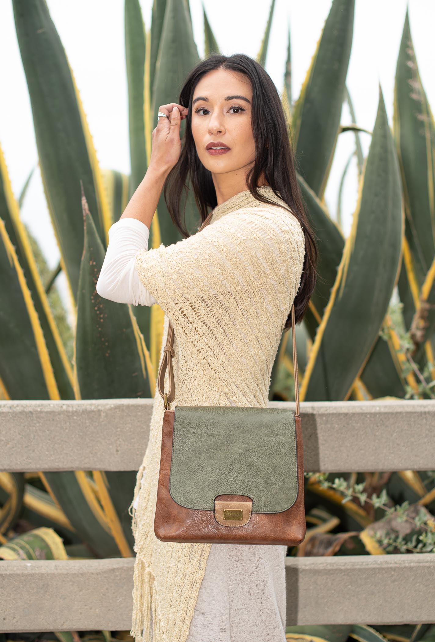 Amy Olive | Crossbody Bag