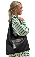 Load image into Gallery viewer, Tess 3301 reversible hobo
