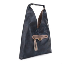 Load image into Gallery viewer, Tess 3301 reversible hobo
