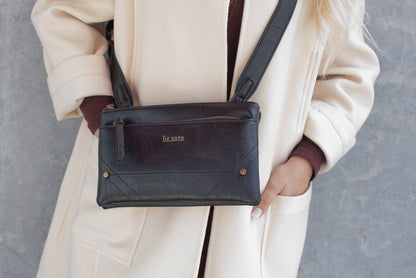 Zoe Black | Crossbody Bag